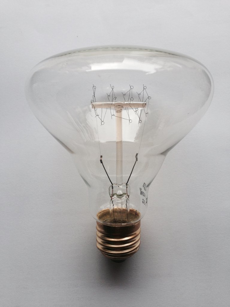 Bombilla-filamento-reflectora.jpg