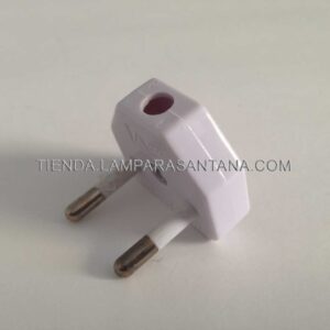 Clavija plana blanca