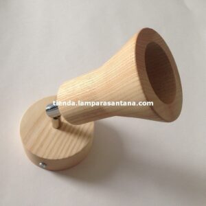 Foco de madera con rotula