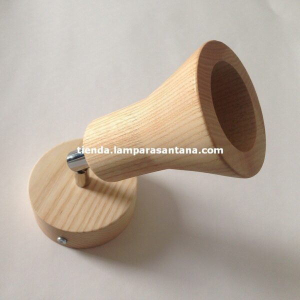 Foco de madera con rotula