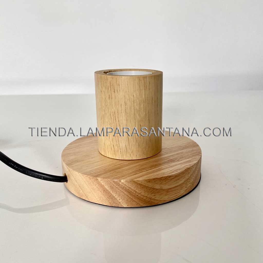 Lampara-base-sobremesa-madera-02.jpg