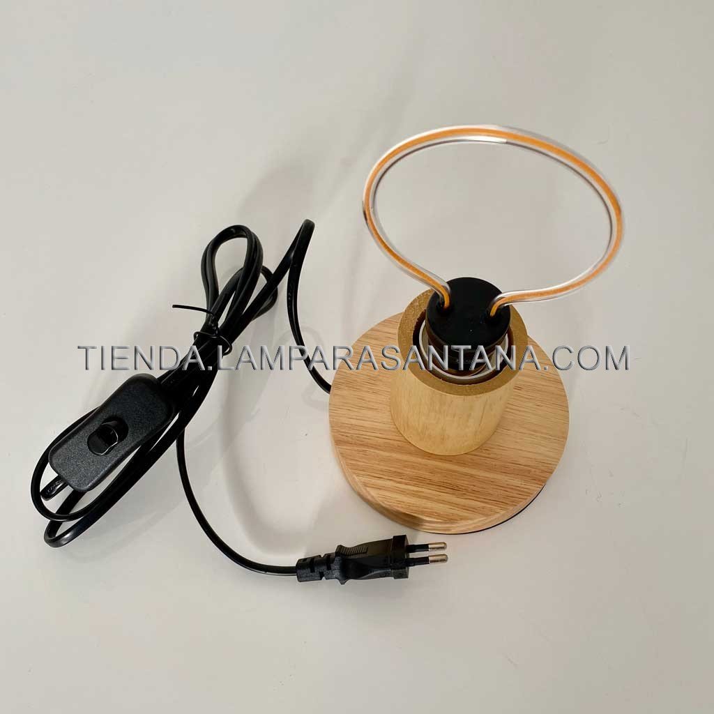Lampara-base-sobremesa-madera-04.jpg