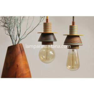 Lámpara colgante madera tipo cono