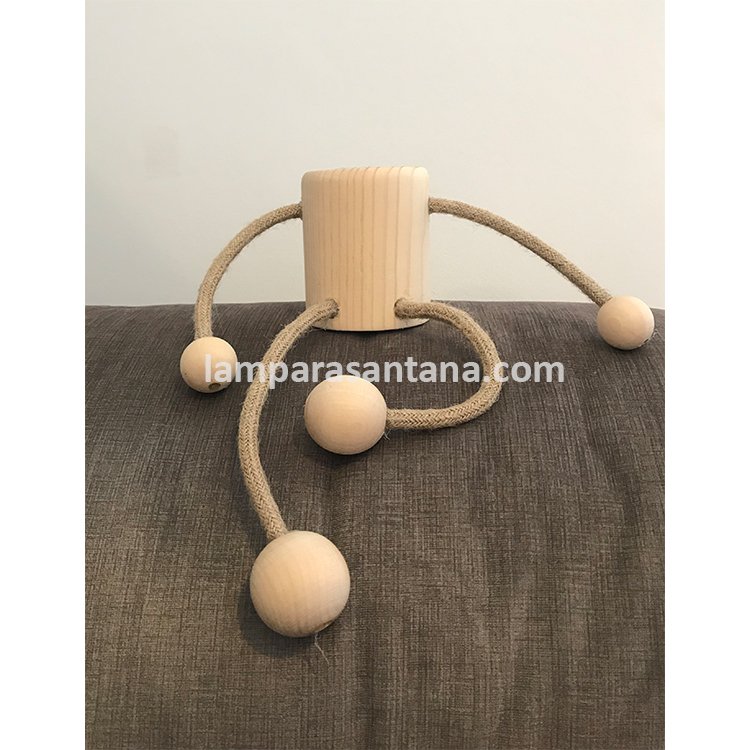Lampara-de-mesa-infantil-madera4.jpg