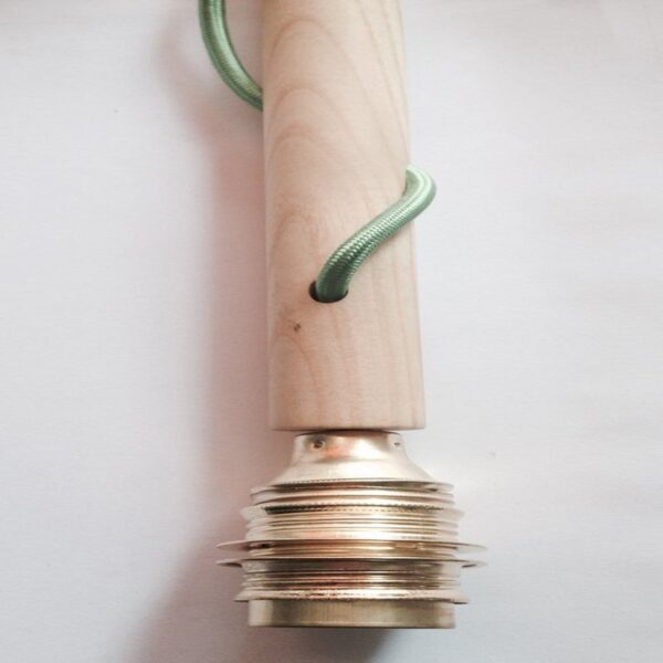 Tubo cilíndrico de madera